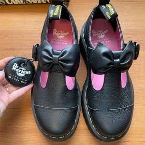 Bethen Dr. Martens X Lazy Oaf US WOMENS 6